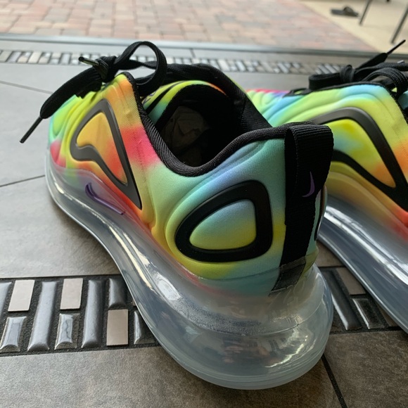 Nike air max 720 • BRAND NEW/NEVER WORN • - Picture 15 of 16